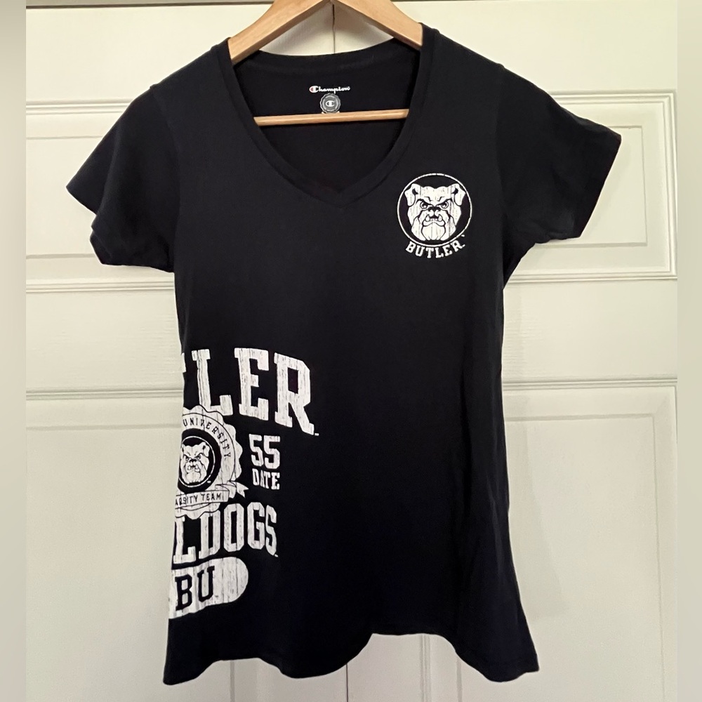 {Champion} Butler University Bulldogs V-Neck Short Sleeve Tee in Navy - Small